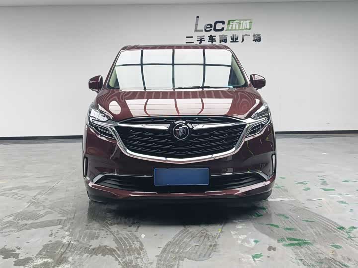 Фото 2 - Buick GL8 ES