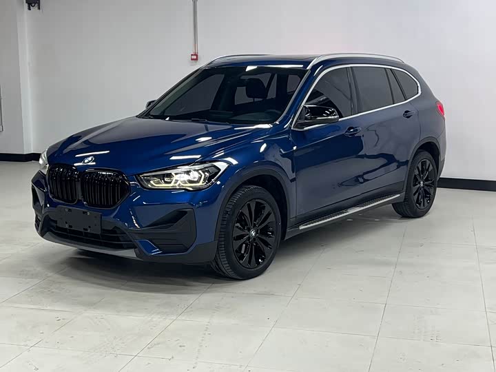 Фото 1 - BMW X1
