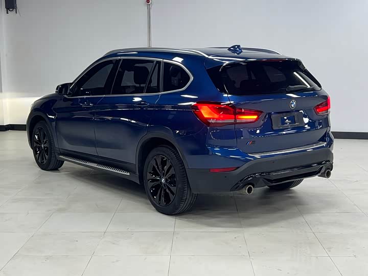 Фото 3 - BMW X1