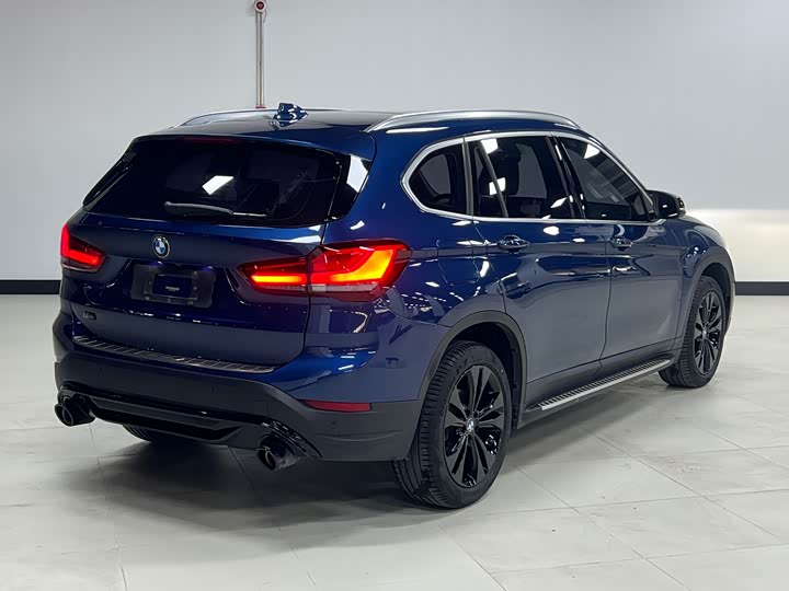 Фото 5 - BMW X1