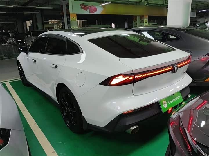 Фото 5 - Changan UNI-V