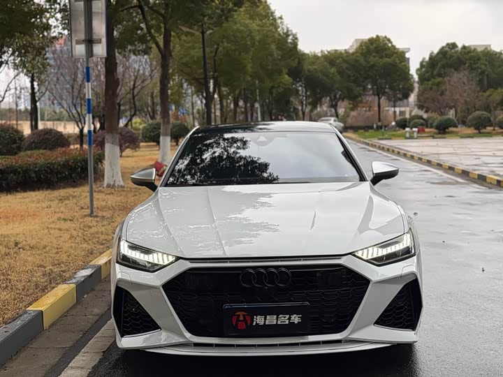 Фото 2 - Audi A7