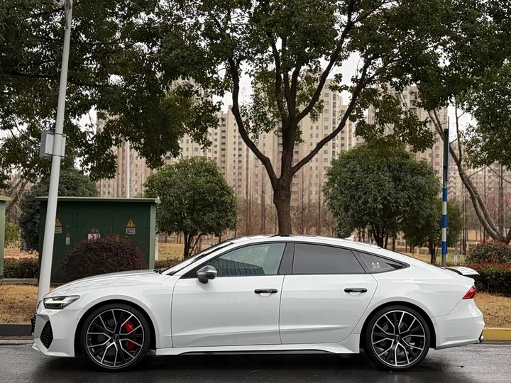 Фото 3 - Audi A7