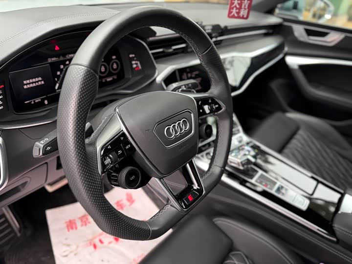 Фото 7 - Audi A7