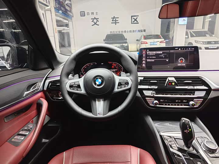 Фото 7 - BMW 5 Series