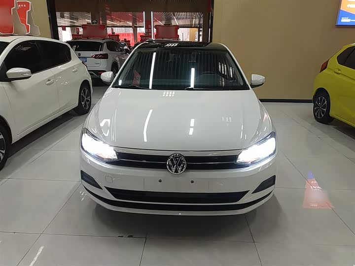 Фото 3 - Volkswagen Polo