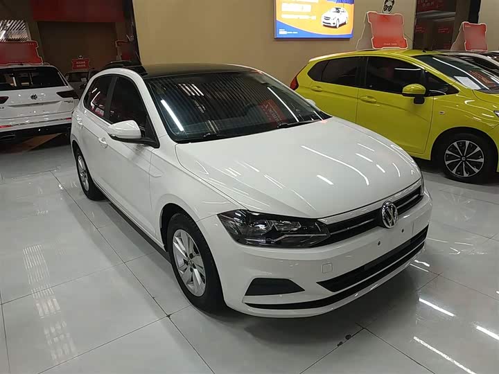 Фото 4 - Volkswagen Polo