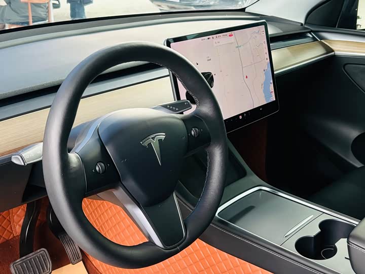 Фото 7 - Tesla Model Y