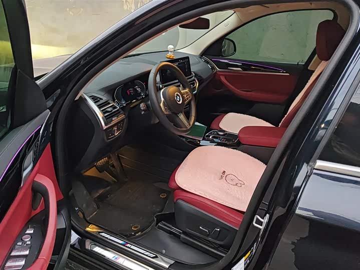 Фото 9 - BMW iX3