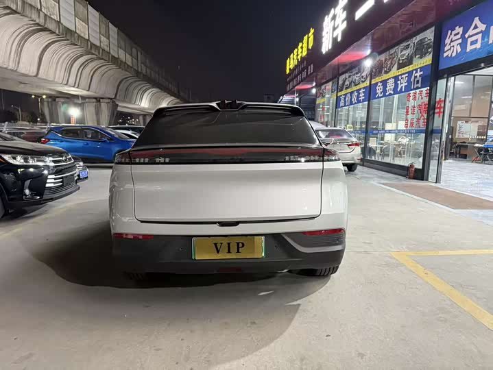 Фото 9 - Dongfeng Aeolus L7