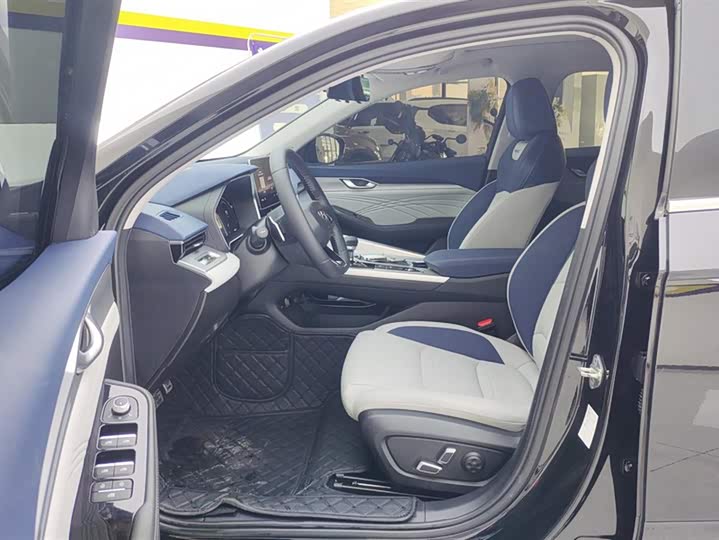 Фото 9 - Geely Preface