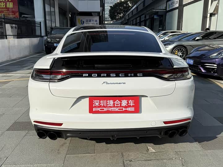 Фото 5 - Porsche Panamera