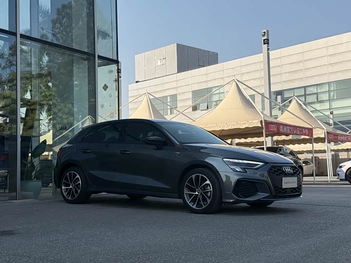 Фото 2 - Audi A3