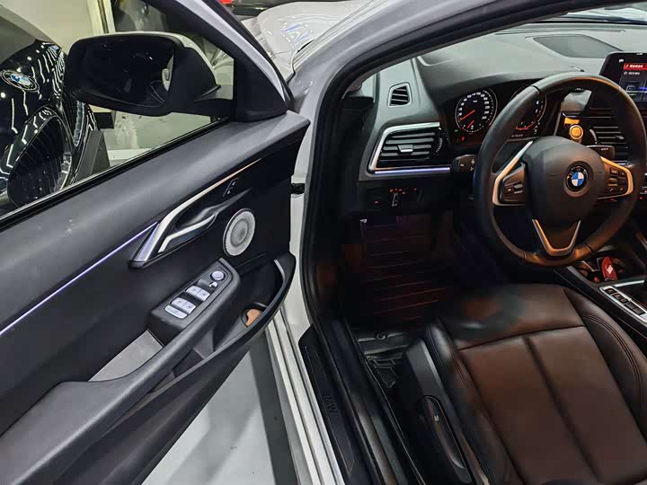 Фото 4 - BMW 1 Series