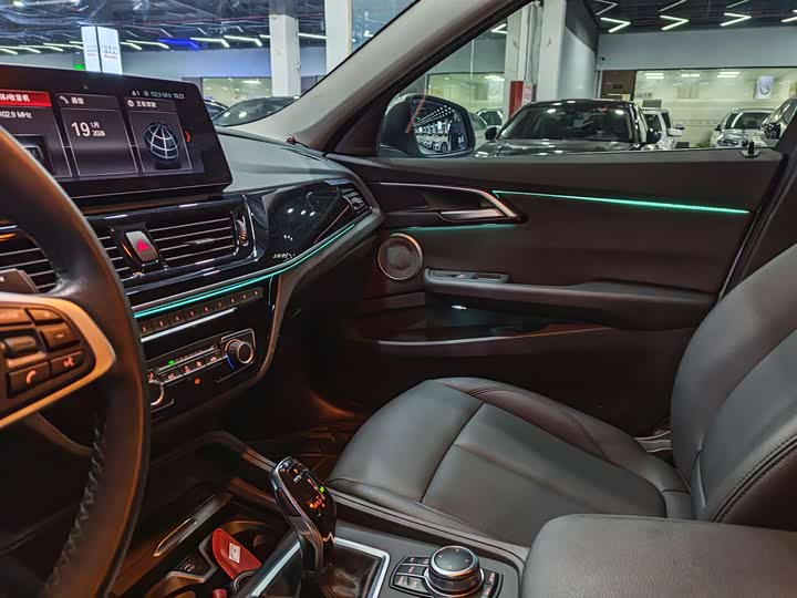 Фото 7 - BMW 1 Series