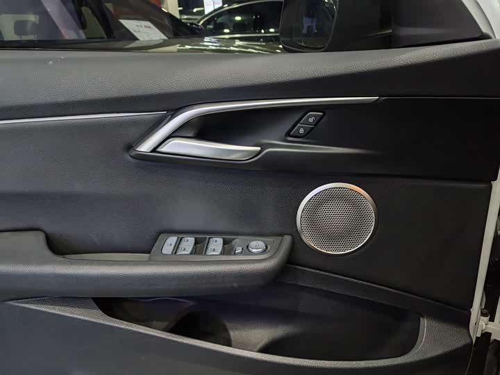 Фото 9 - BMW 1 Series