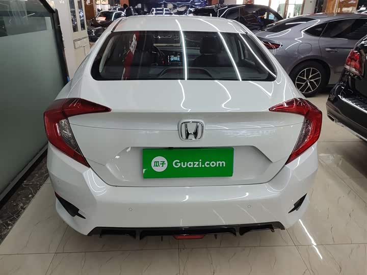 Фото 6 - Honda Civic