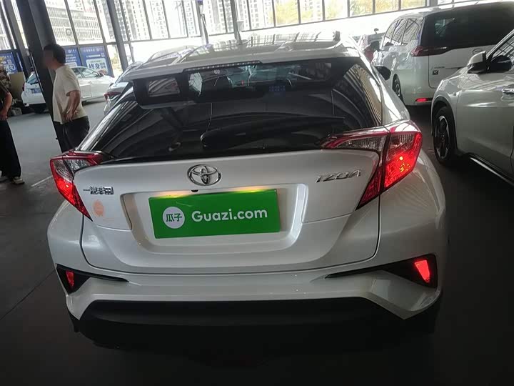 Фото 5 - Toyota Izoa