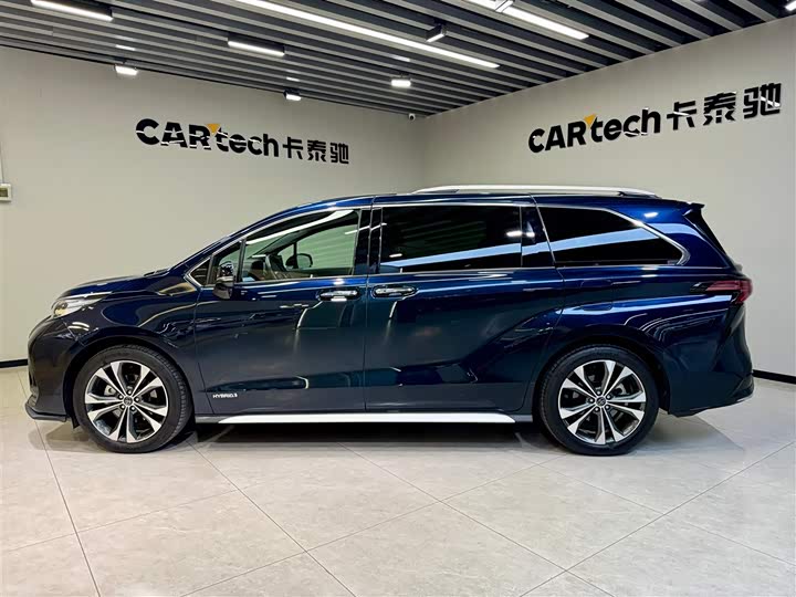 Фото 7 - Toyota Granvia