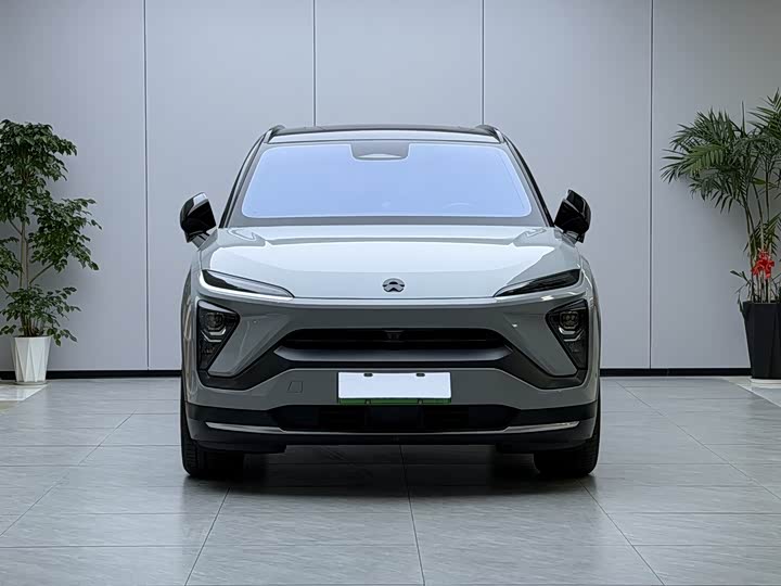 Фото 2 - Nio ES6