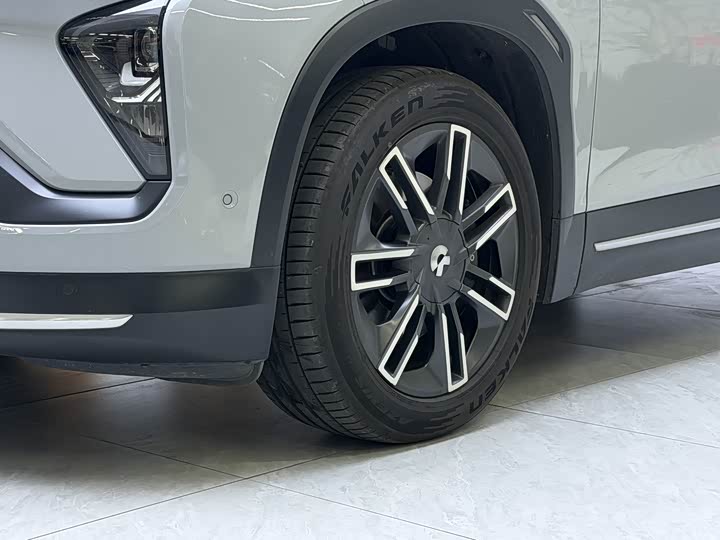 Фото 4 - Nio ES6