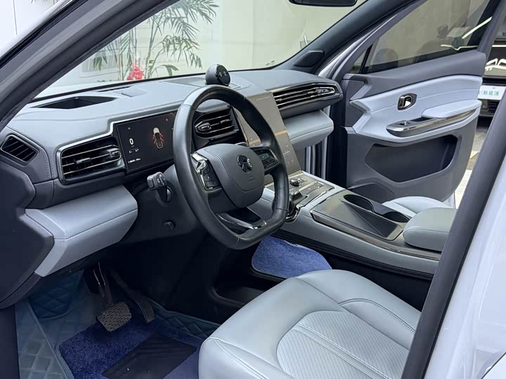 Фото 8 - Nio ES6