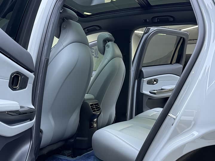 Фото 9 - Nio ES6