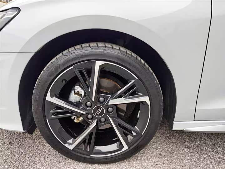 Фото 7 - Audi A3