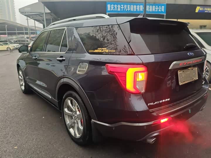 Фото 5 - Ford Explorer