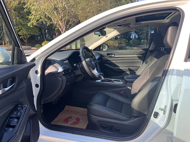 Фото 5 - Nissan Teana