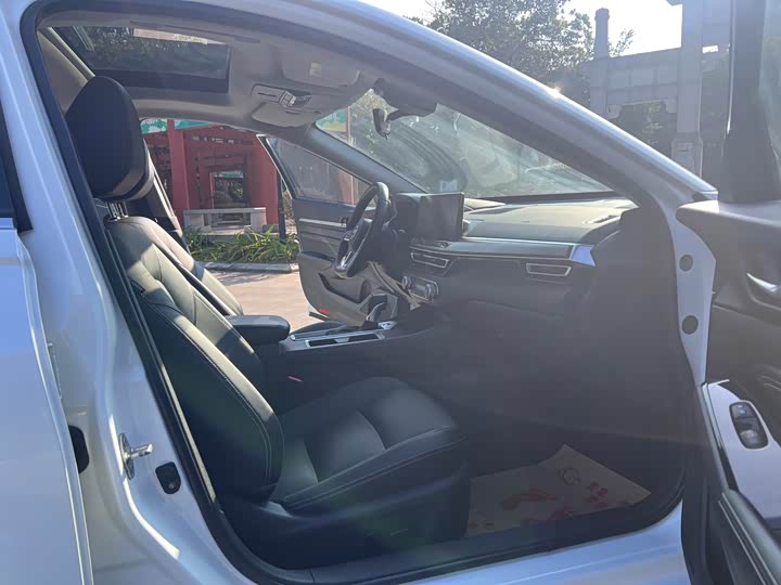 Фото 7 - Nissan Teana