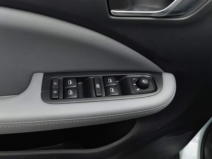 Фото 9 - Leapmotor T03