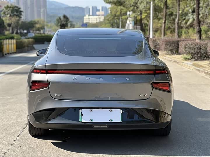 Фото 7 - XPeng P7