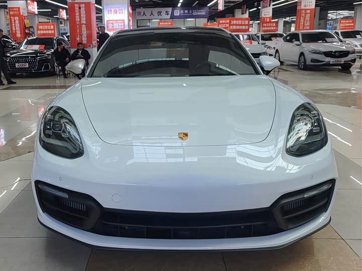 Фото 6 - Porsche Panamera