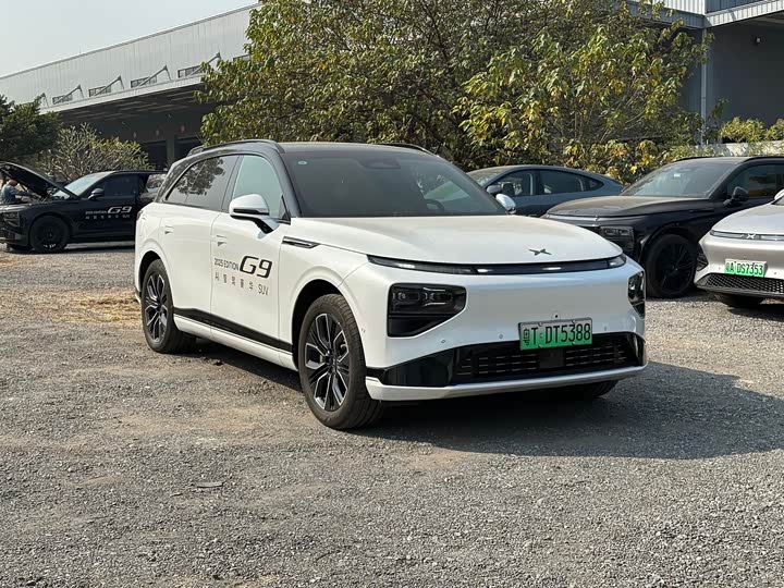 Фото 3 - XPeng G9