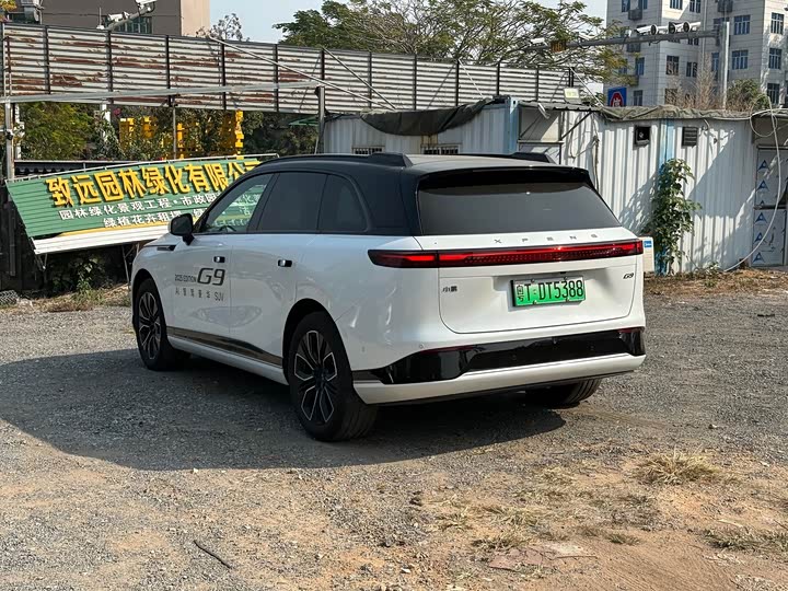 Фото 7 - XPeng G9