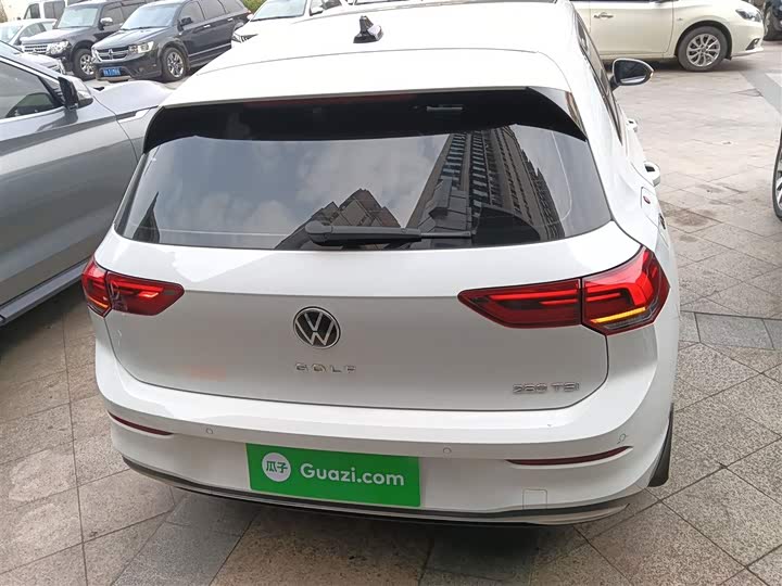 Фото 6 - Volkswagen Golf