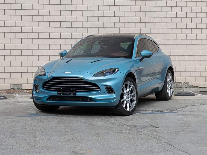 Фото 1 - Aston Martin DBX