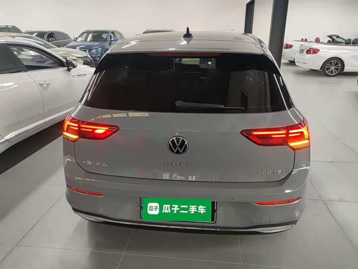 Фото 6 - Volkswagen Golf