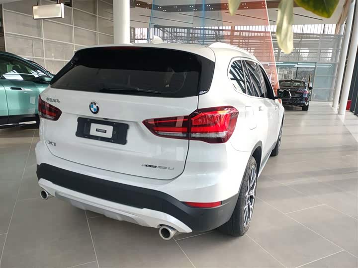 Фото 7 - BMW X1
