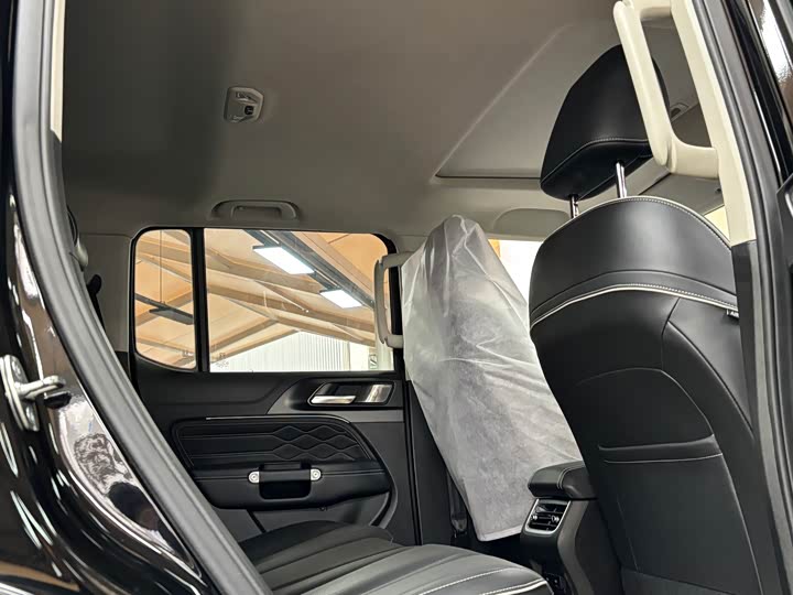 Фото 5 - Tank 300