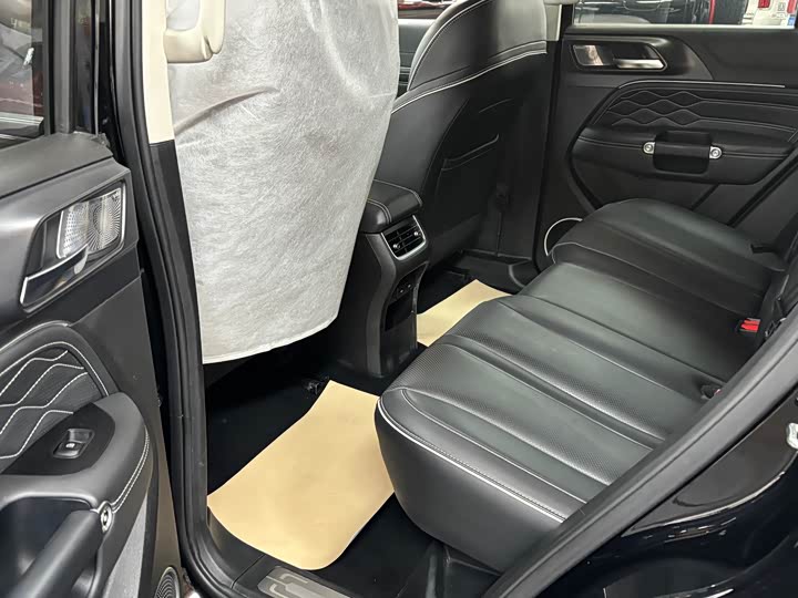 Фото 7 - Tank 300