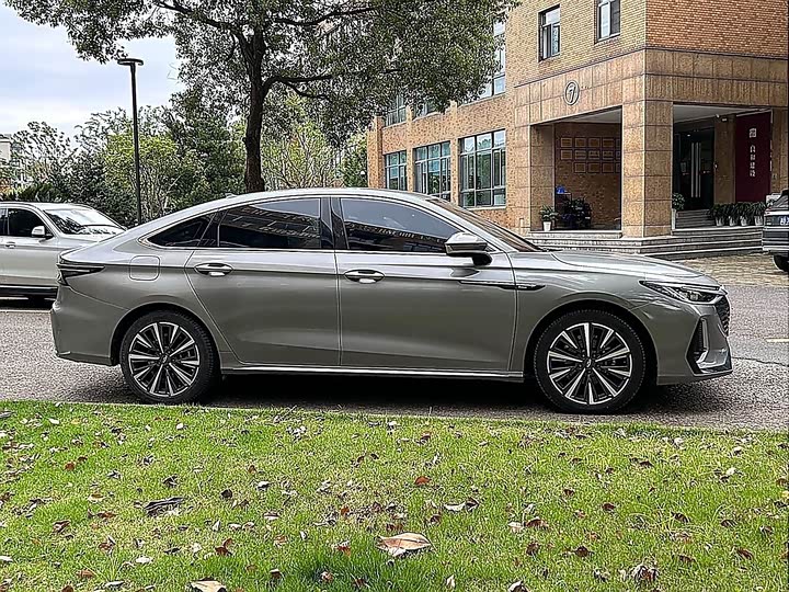 Фото 7 - Chery Arrizo 8