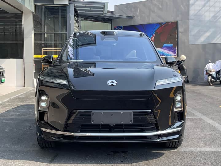 Фото 3 - Nio ES8