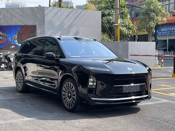 Фото 4 - Nio ES8