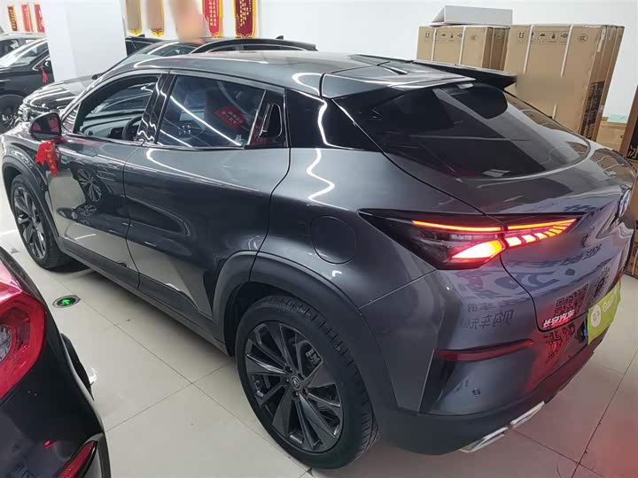 Фото 5 - Changan UNI-T