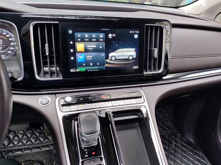 Фото 6 - GAC Trumpchi M8