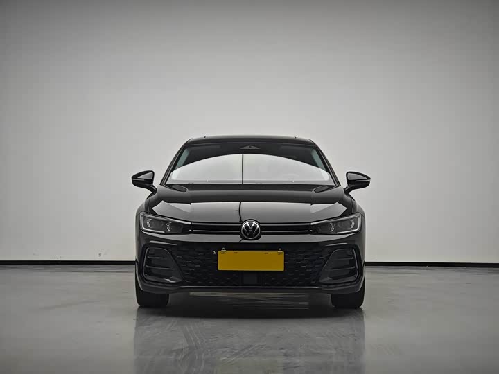 Фото 2 - Volkswagen Passat