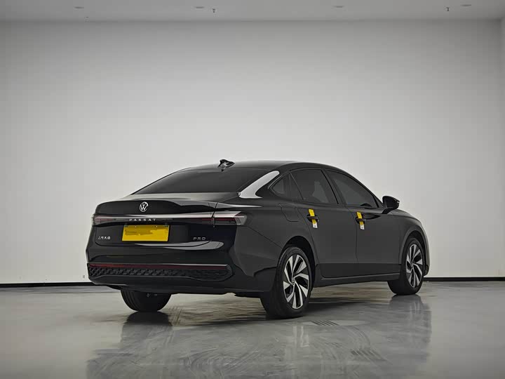 Фото 4 - Volkswagen Passat