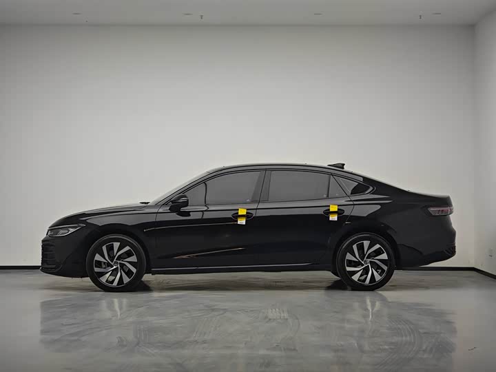 Фото 6 - Volkswagen Passat